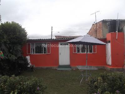 Casa en venta en Santa Lucia, Chía · foto 13 de 15