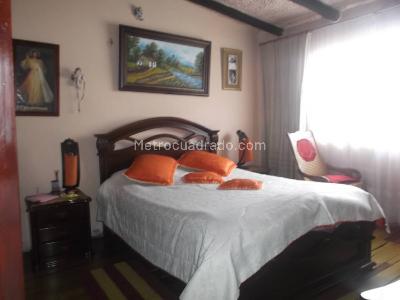 Casa en venta en Santa Lucia, Chía · foto 3 de 15