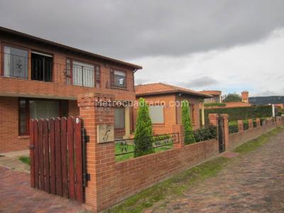 Casa en venta en Vereda Bojaca, Chía · foto 2 de 20