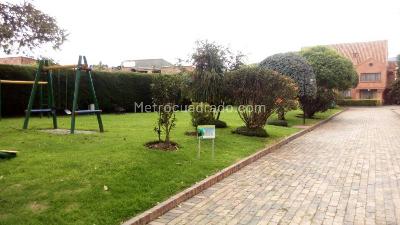 Casa de 4 alcobas en venta en El Campincito, Chía, 270 m² · foto 19 de 20