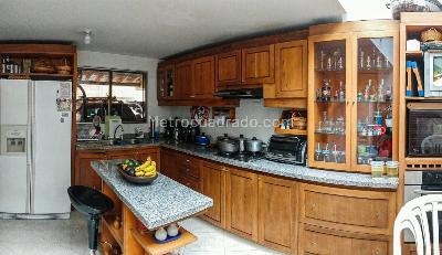 Casa de 5 alcobas en venta en El Campincito, Chía, 300 m² · foto 3 de 20