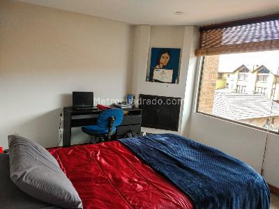Casa de 5 alcobas en venta en El Campincito, Chía, 300 m² · foto 5 de 20