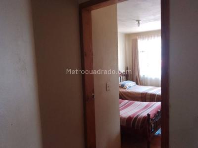 Casa de 5 alcobas en venta en Avenida Chilacos, Chía, 444 m² · foto 15 de 20