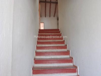 Casa de 5 alcobas en venta en Avenida Chilacos, Chía, 444 m² · foto 16 de 20