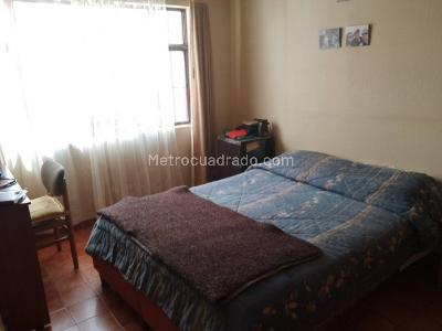 Casa de 5 alcobas en venta en Avenida Chilacos, Chía, 444 m² · foto 8 de 20