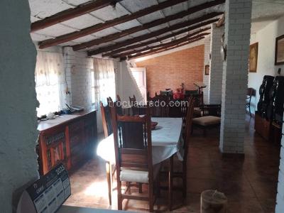 Casa de 4 alcobas en venta en Vereda Cerca De Piedra, Chía, 1356 m² · foto 12 de 20