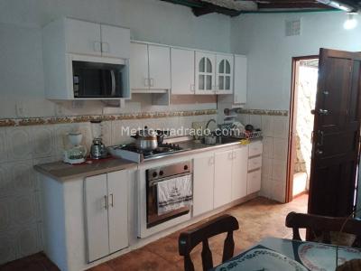 Casa de 4 alcobas en venta en Vereda Cerca De Piedra, Chía, 1356 m² · foto 13 de 20