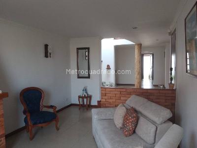 Casa de 3 alcobas en venta en Avenida Chilacos, Chía, 162 m² · foto 3 de 20