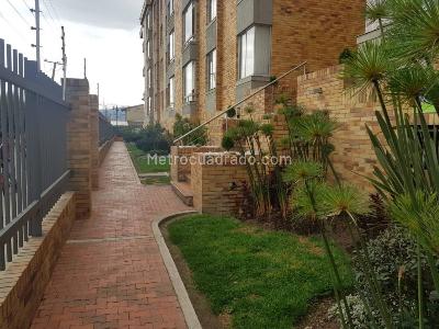 Apartamento de 3 alcobas en venta en Parque Central, Cajicá, 65 m² · foto 14 de 19