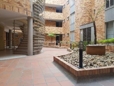 Apartamento de 3 alcobas en venta en Parque Central, Cajicá, 65 m² · foto 16 de 19