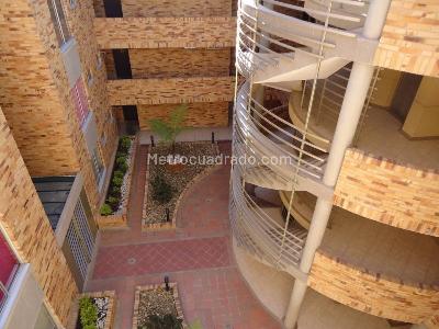 Apartamento de 3 alcobas en venta en Parque Central, Cajicá, 65 m² · foto 4 de 19