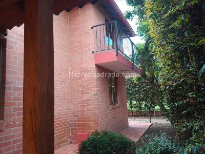 Casa de 3 alcobas en venta en Vereda Fonqueta, Chía, 548 m² · foto 3 de 20