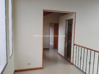 Casa de 3 alcobas en venta en Vereda Fonqueta, Chía, 548 m² · foto 13 de 20