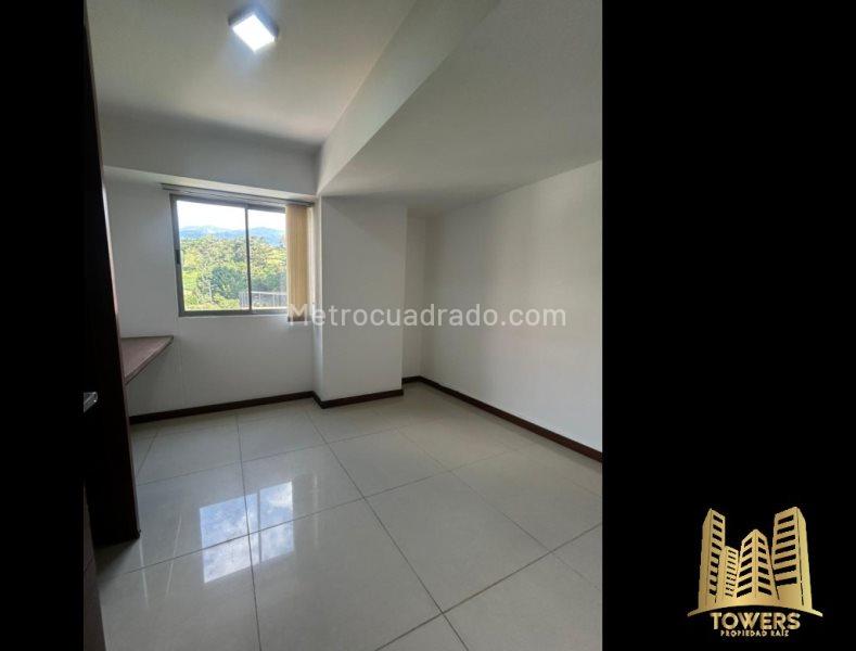 Modern 2BR Apartment for Rent in Calasanz (78 m²) - 6