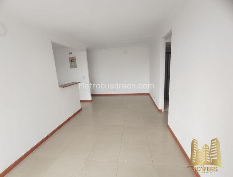 Casa de 3 Alcobas en Conjunto Cerrado en Calasanz - 7