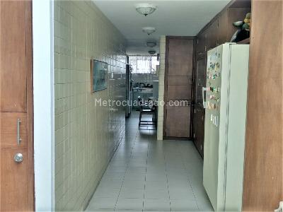Casa de 4 alcobas en venta en Pontevedra, Bogotá, 292 m² · foto 9 de 18