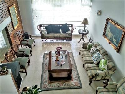 Casa de 4 alcobas en venta en Pontevedra, Bogotá, 292 m² · foto 10 de 18