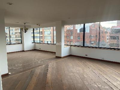 Apartamento de 4 alcobas en venta en La Carolina, Bogotá, 408 m² · foto 4 de 20