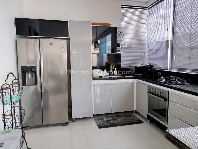 Casa de 3 alcobas en venta en Conjunto Residencial La Esperanza 1, Girardot, 356 m² · foto 10 de 19