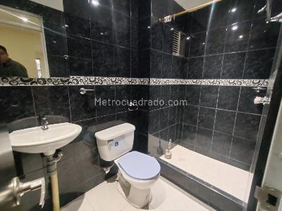 Apartamento de 3 alcobas en venta en Cr Portal De Alcaparros, Soacha, 44 m² · foto 11 de 11
