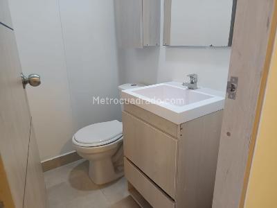 Apartaestudio en arriendo en Centro De Las Nieves, Bogotá · foto 10 de 15