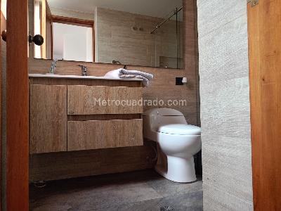Apartamento en venta en Lagos De Cordoba, Bogotá · foto 15 de 20