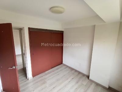 Apartamento de 3 alcobas en venta en Castilla Kennedy, Bogotá, 55 m² · foto 10 de 15