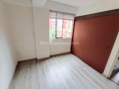 Apartamento de 3 alcobas en venta en Castilla Kennedy, Bogotá, 55 m² · foto 11 de 15