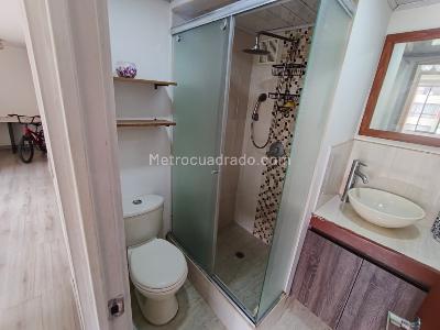 Apartamento de 3 alcobas en venta en Castilla Kennedy, Bogotá, 55 m² · foto 12 de 15