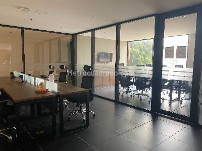 Apartaestudio en venta en Chico Reservado, Bogotá, 40 m² · foto 2 de 20