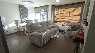 Apartamento en venta en Primavera, Bogotá · foto 2 de 15