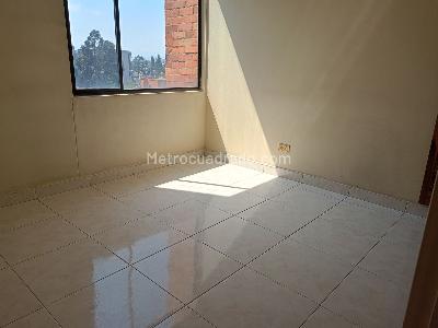 Apartamento de 3 alcobas en arriendo en Villas De Aranjuez, Bogotá, 60 m² · foto 5 de 5