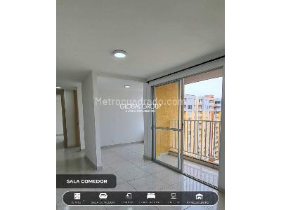 Apartamento de 2 alcobas en venta en Brisas De Los Alamos, Cali, 75 m² · foto 2 de 19