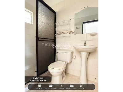 Casa de 3 alcobas en venta en Ciudad Cordoba, Cali, 100 m² · foto 7 de 11