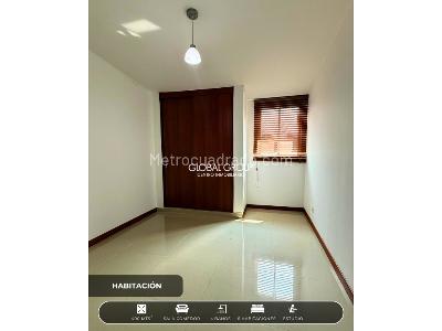Casa de 5 alcobas en venta en Vipasa, Cali, 398 m² · foto 11 de 19