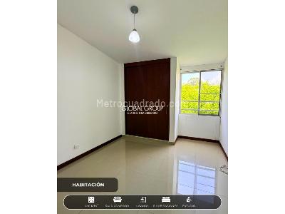 Casa de 5 alcobas en venta en Vipasa, Cali, 398 m² · foto 13 de 19