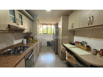 Apartamento de 3 alcobas en venta en San Fernando, Cali, 105 m² · foto 6 de 11