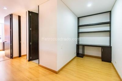 Apartamento en venta en Lagos De Cordoba, Bogotá · foto 12 de 19