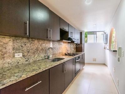Apartamento en venta en Lagos De Cordoba, Bogotá · foto 15 de 19