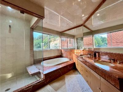 Apartamento en arriendo en Santa Barbara Alta, Bogotá · foto 17 de 20