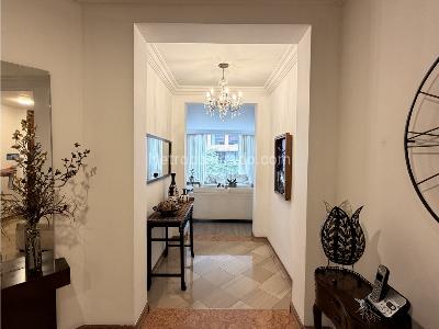 Apartamento de 3 alcobas en venta en Chico Reservado, Bogotá, 225 m² · foto 3 de 14