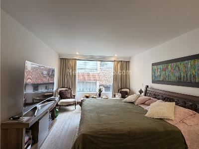 Apartamento de 3 alcobas en venta en Chico Reservado, Bogotá, 225 m² · foto 12 de 14