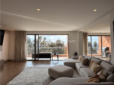 Apartamento de 3 alcobas en venta en Cerros De Los Alpes, Bogotá, 332 m² · foto 7 de 20