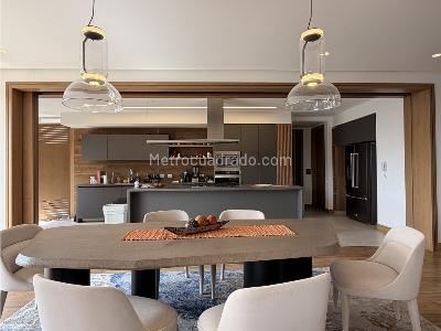 Apartamento de 3 alcobas en venta en Cerros De Los Alpes, Bogotá, 332 m² · foto 9 de 20