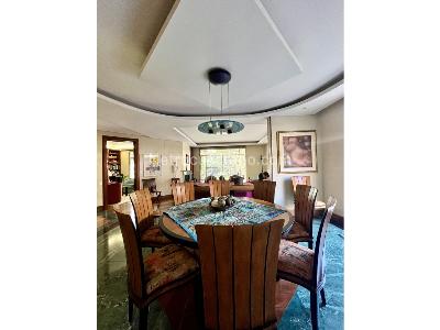 Apartamento de 3 alcobas en arriendo en Chico Navarra, Bogotá, 222 m² · foto 2 de 20