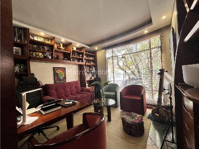 Apartamento de 3 alcobas en arriendo en Chico Navarra, Bogotá, 222 m² · foto 4 de 20