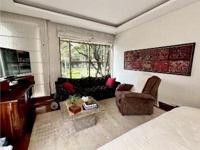 Apartamento de 3 alcobas en arriendo en Chico Navarra, Bogotá, 222 m² · foto 11 de 20