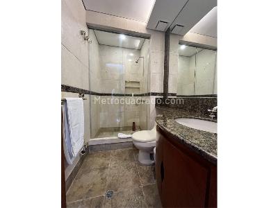 Apartamento de 3 alcobas en arriendo en Chico Navarra, Bogotá, 222 m² · foto 19 de 20