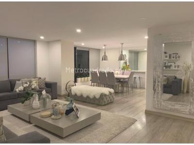 Apartamento de 3 alcobas en venta en La Cabrera, Bogotá, 149 m² · foto 3 de 16