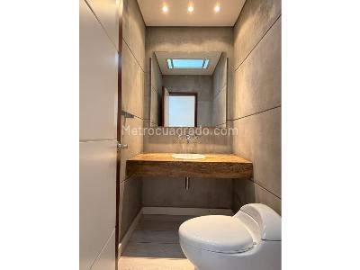 Casa de 4 alcobas en venta en Santa Barbara Alta, Bogotá, 609 m² · foto 5 de 20